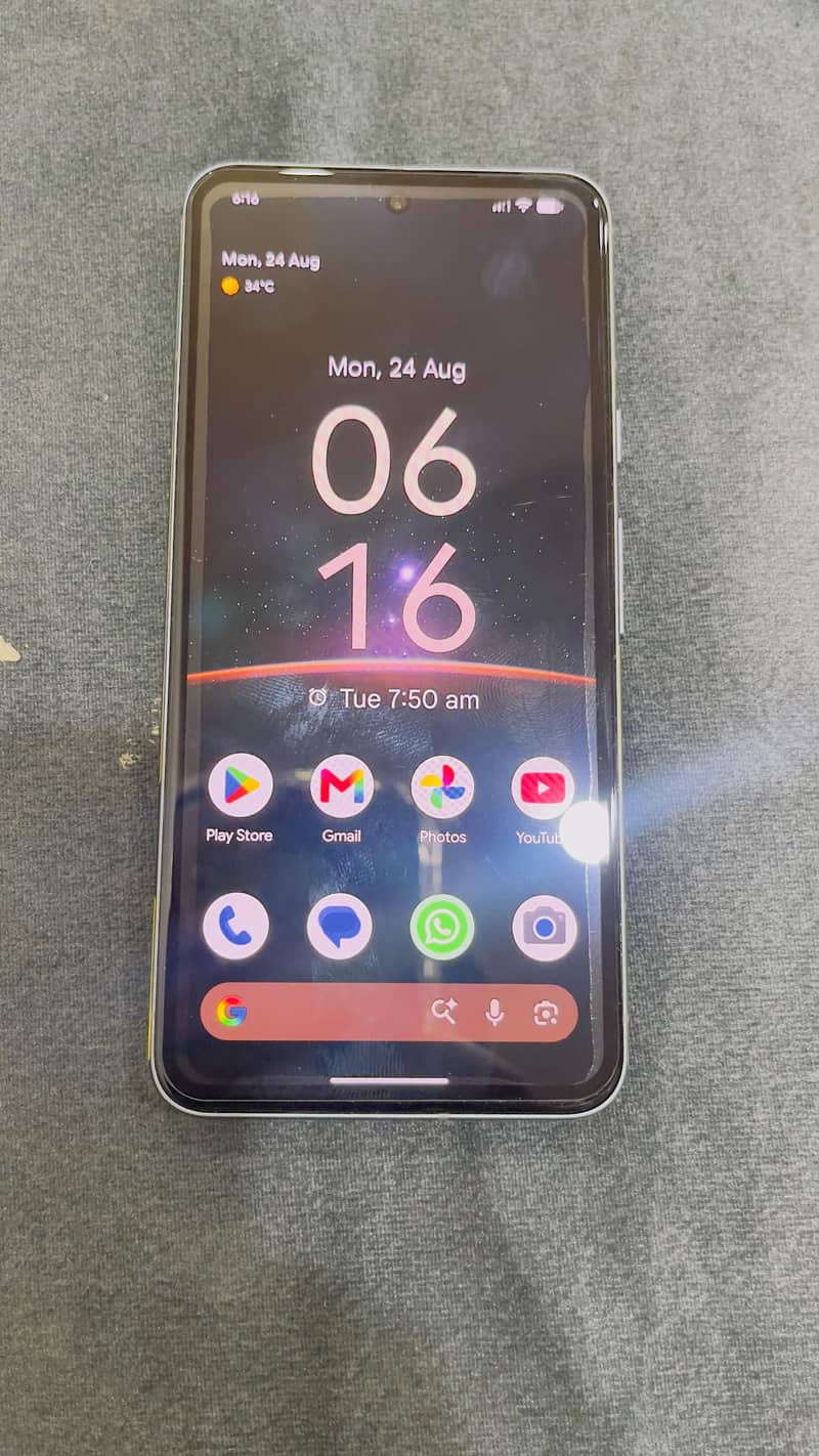Google Pixel 8 2