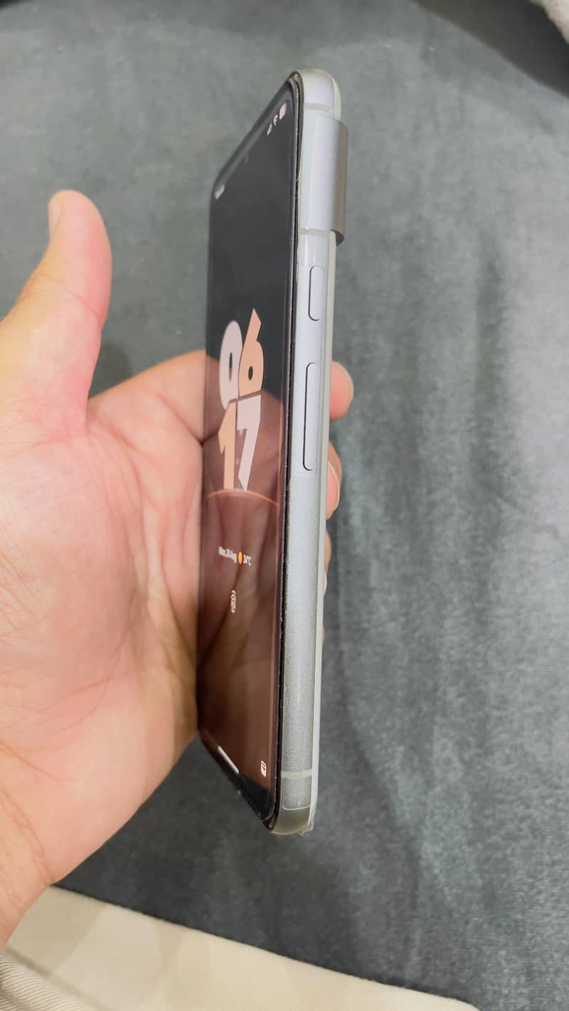 Google Pixel 8 7