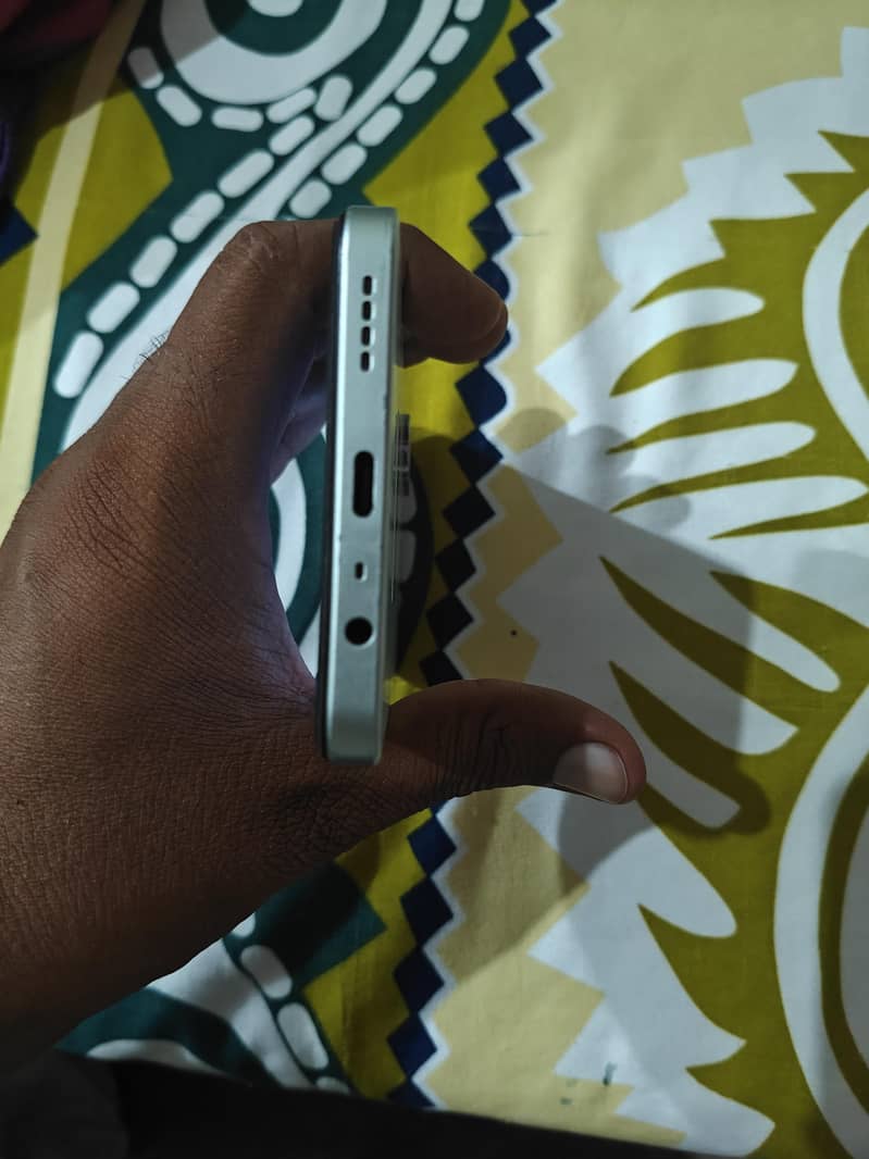Realme Note 60x 1