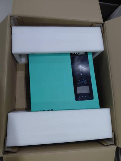 Fronus inverter 6KW, PV 7200. great condition