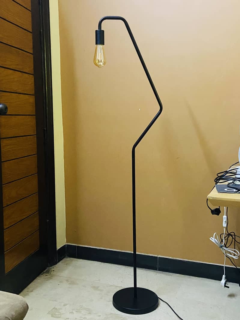 Floor Lamp 0