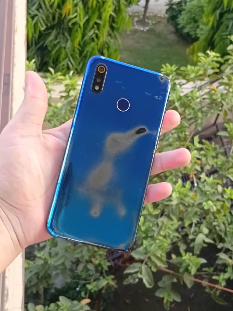 Realme 3 4
