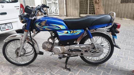 Honda CD 70 2024