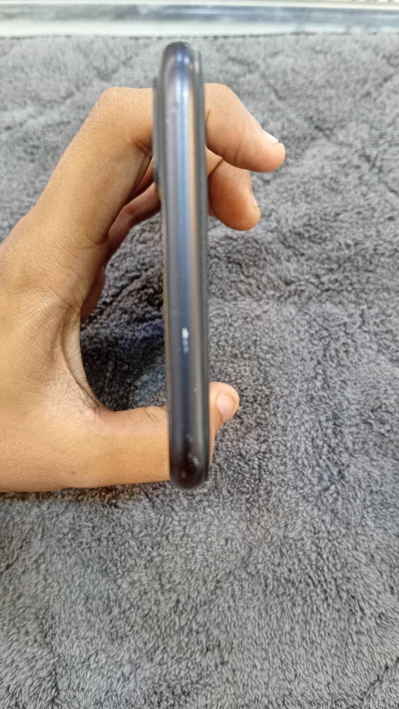 Apple iPhone 7 Plus 2