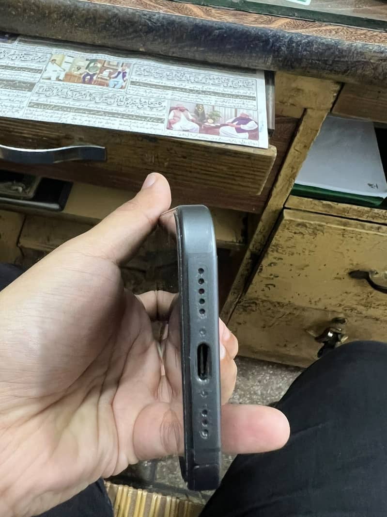 Apple iPhone 17 4