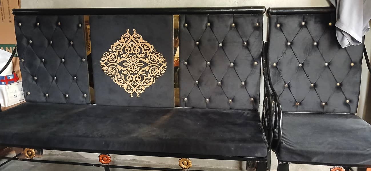 iron Sofa 4