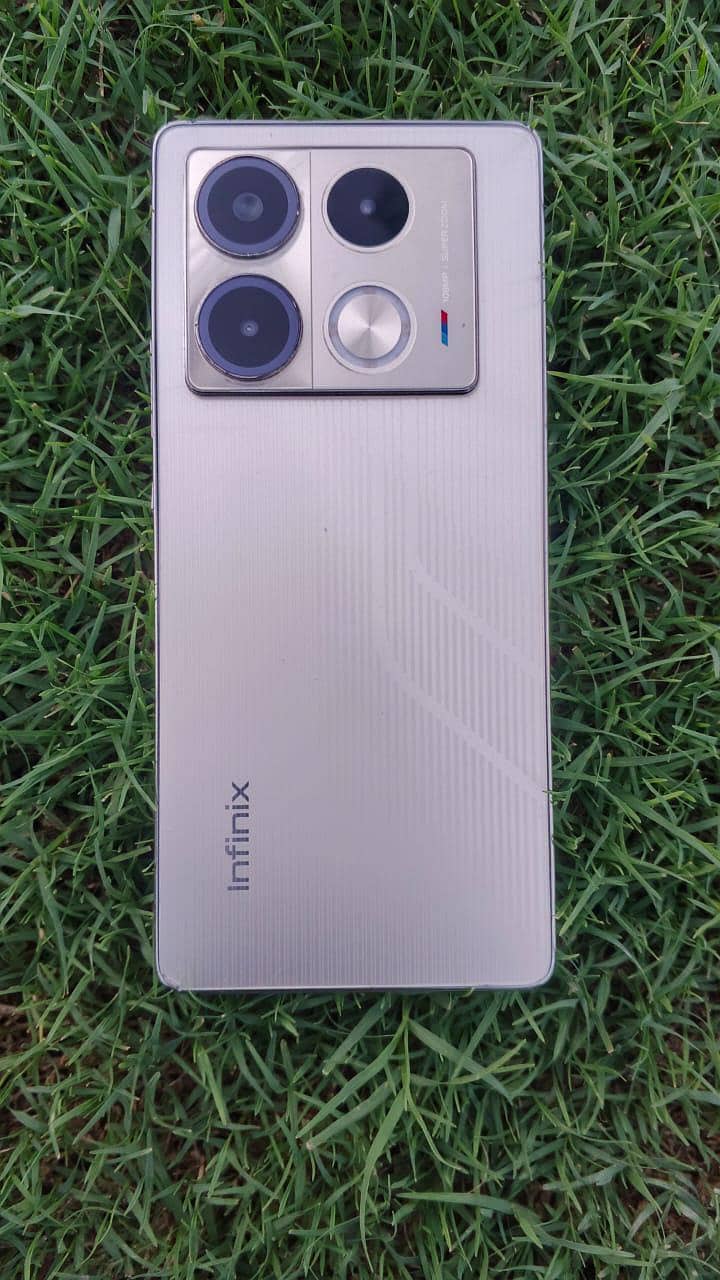 Infinix Note 40 1