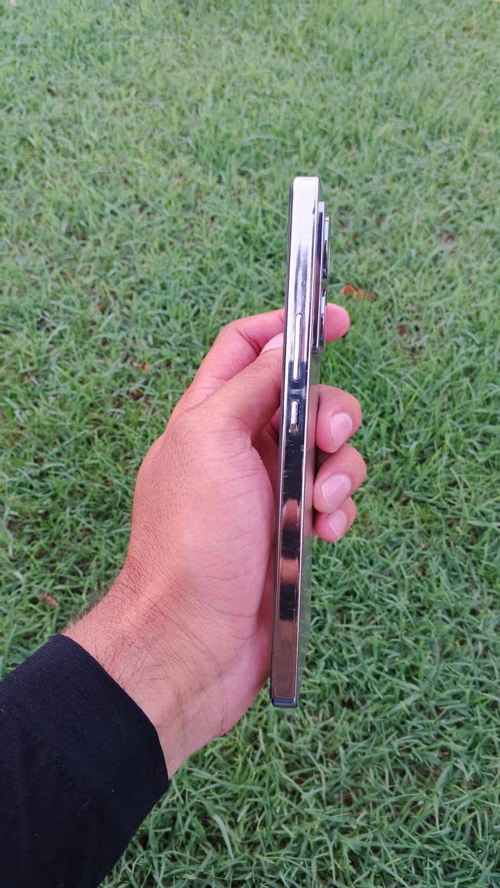 Infinix Note 40 5