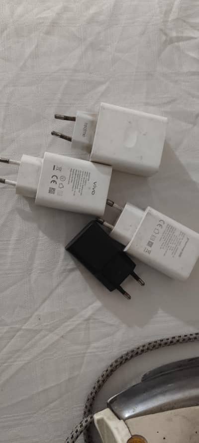 Four working chargers
