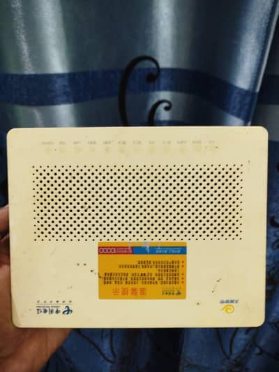Huawei EchoLife HG8245C GPON Fiber WiFi Router / ONT