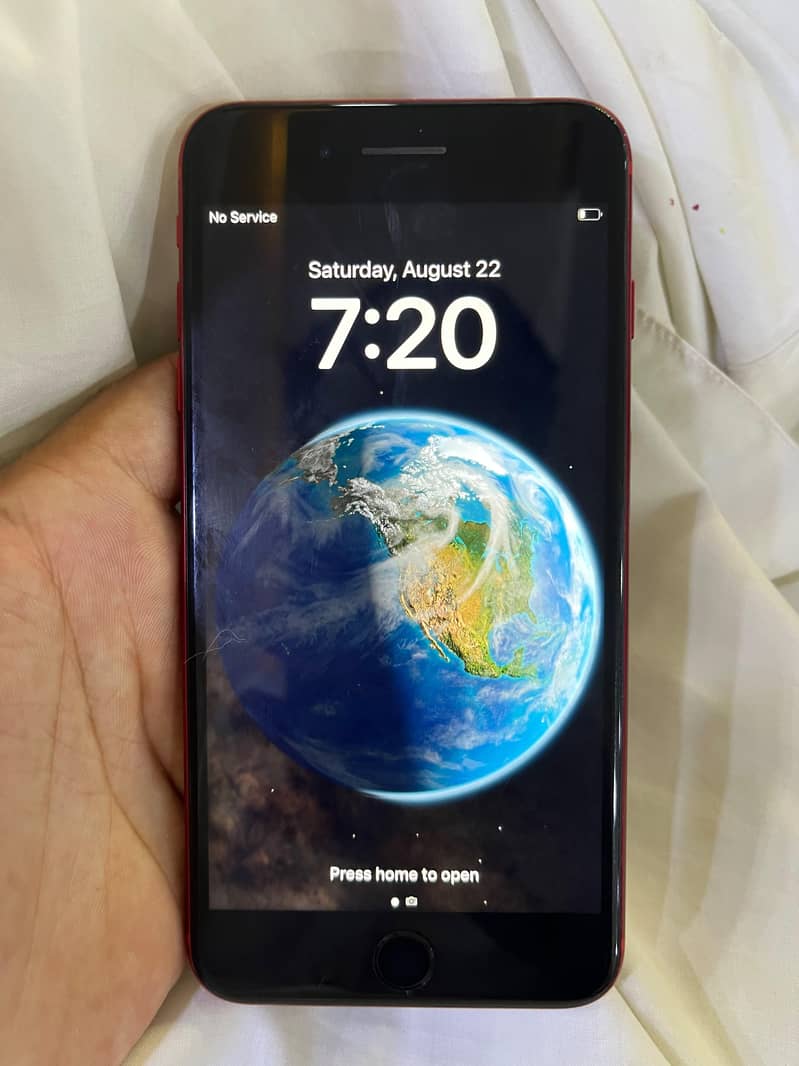 Apple iPhone 8 Plus 1