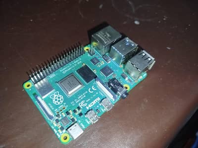 Resberry pi 4 Model B 4GB RAM