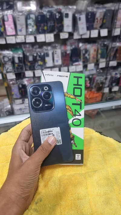Infinix Hot 40