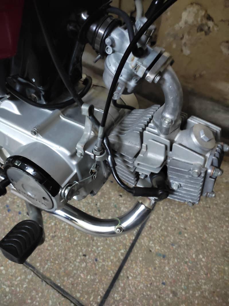 Honda CD 70 13