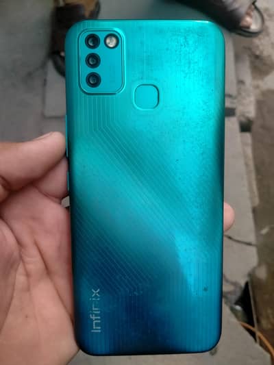 Infinix Smart 6.3 gb . 64 gb