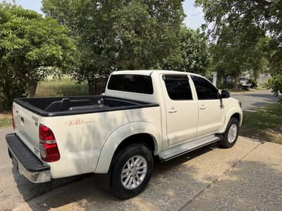 Toyota Hilux 2015
