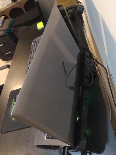 HP Z Book Firefly G8