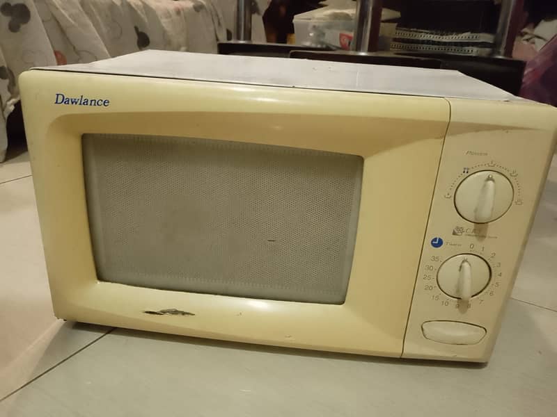 Dawlance Microwave Old Model 4