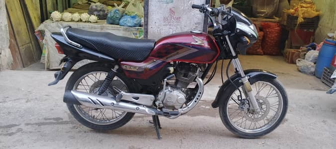 honda cg delex 125 jis bhai ko chez ki samjh ho bus wo rabta kary