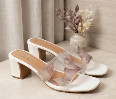 Stylish white Printed heels for women