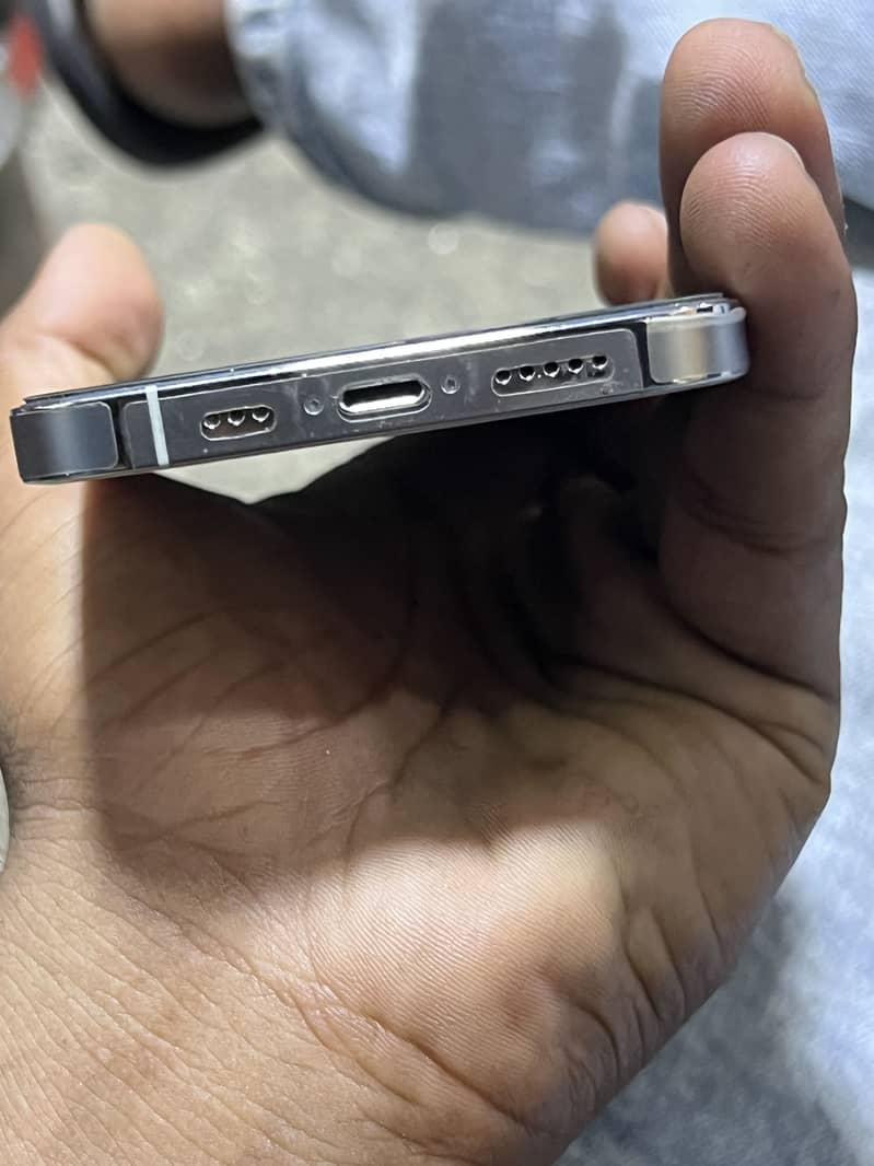 Apple iPhone 13 Pro 6