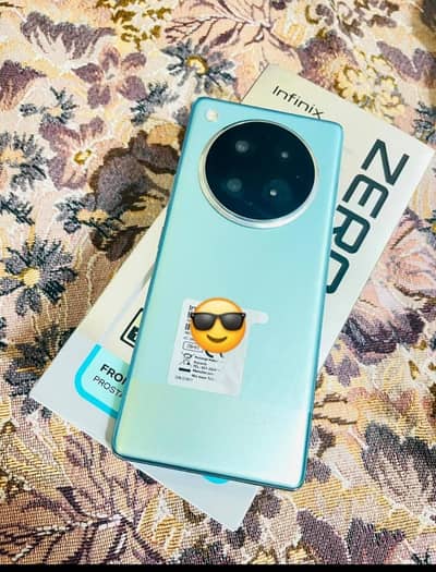 Infinix Zero 40