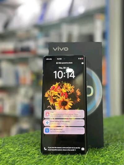 Vivo V30 8GB RAM 256 GB memory Pta Approved. 0309=3712=067