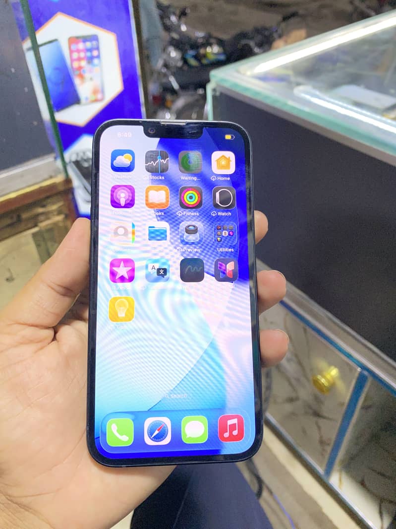 Apple iPhone 14 5