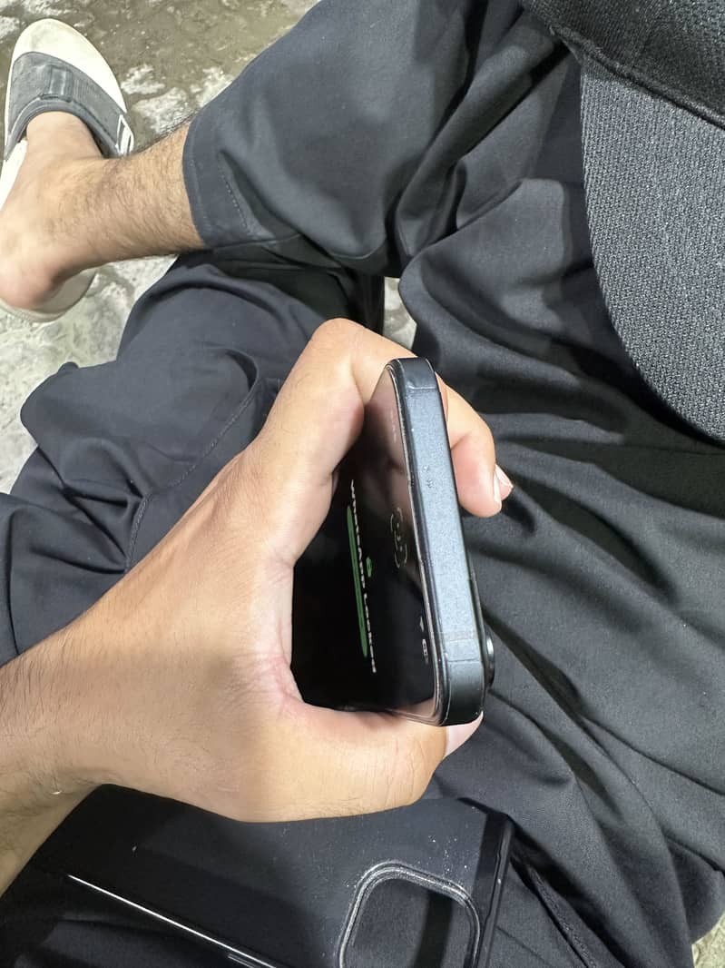Apple iPhone 15 0