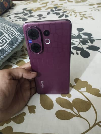 Vivo V60