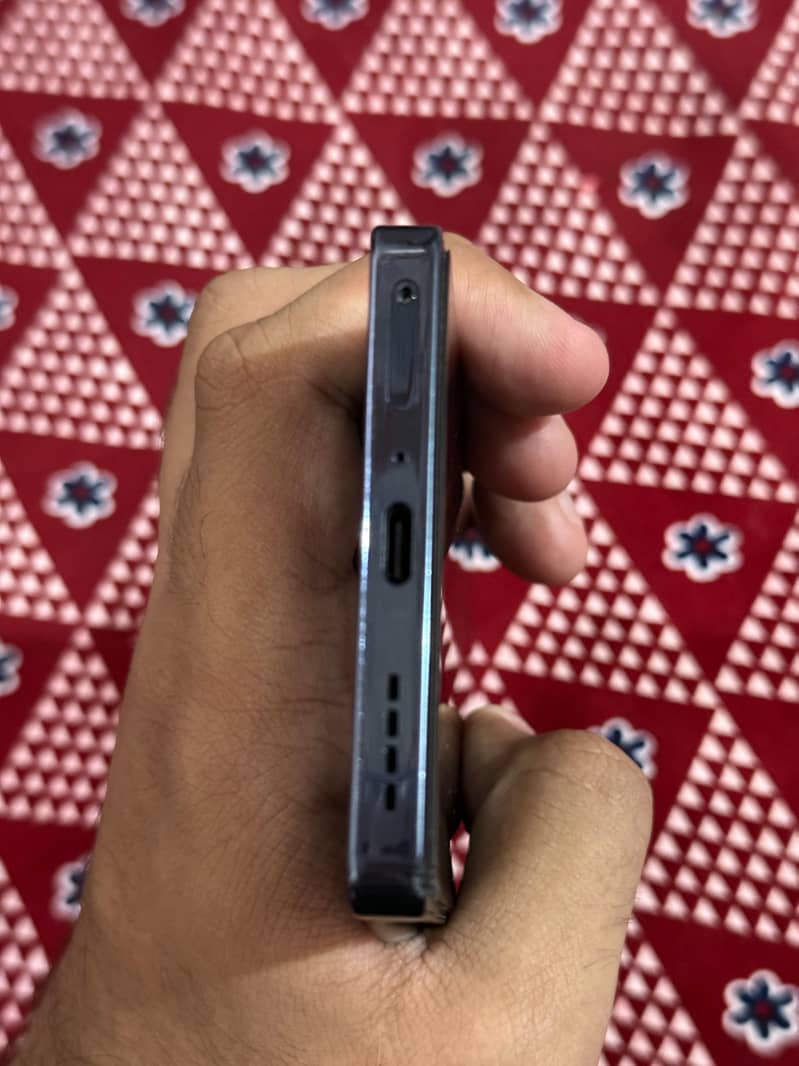 Infinix Note 40 4