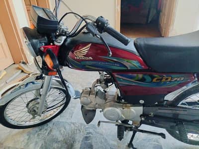 Honda CD 70 2024