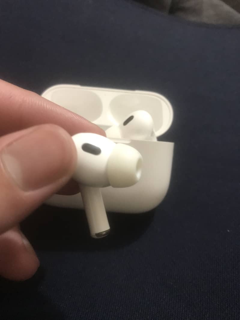 Airbuds 2