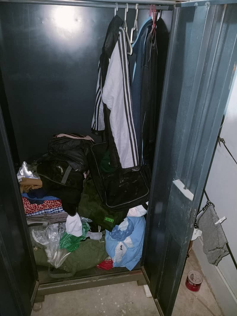wardrobe 2
