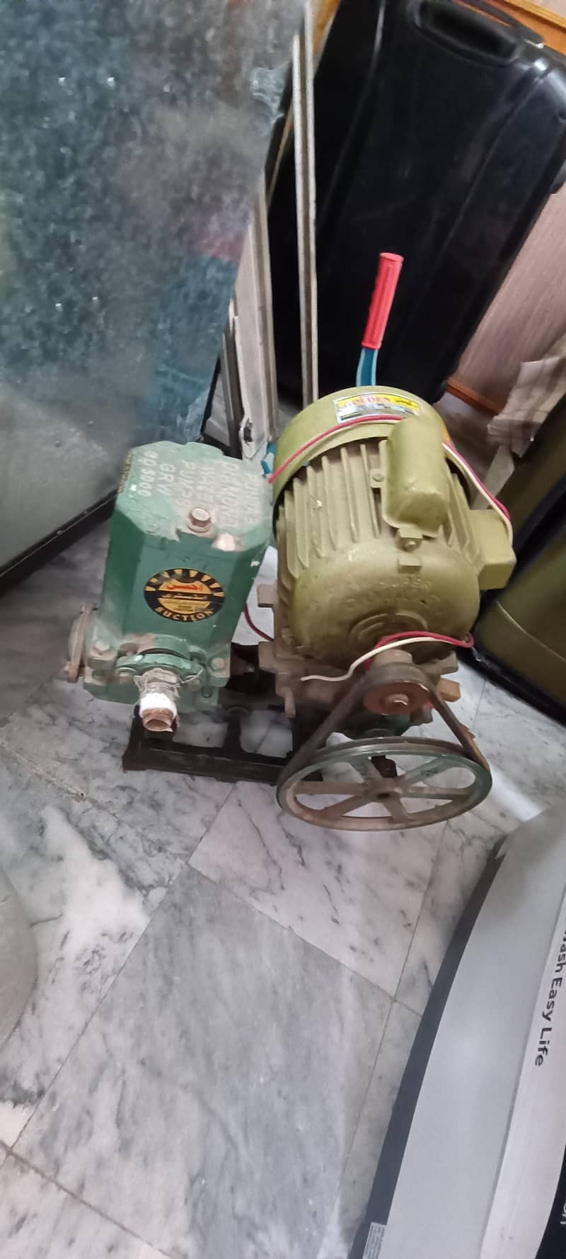 Donkey pump 3