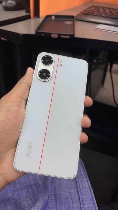 Villaon V654L | PTA Approved | 4/64GB | 10/10 | Best Hotspot Phone