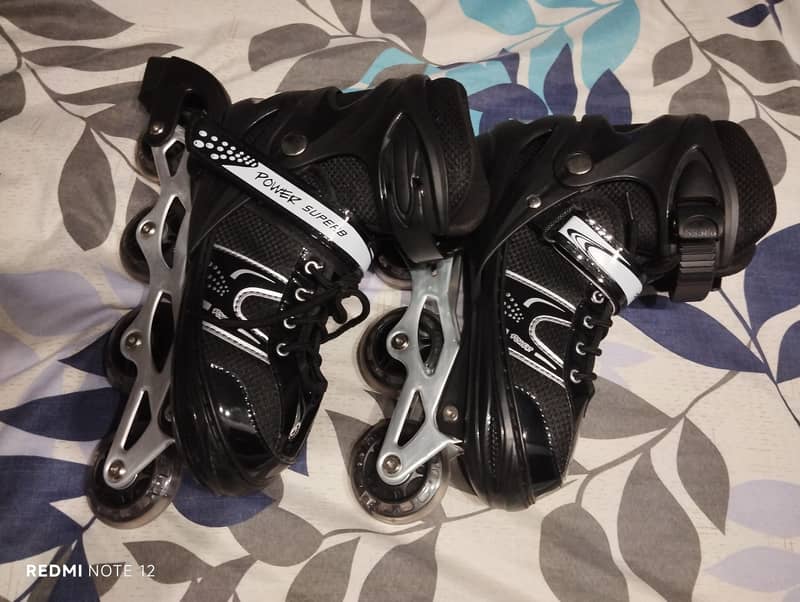 Black Inline Skates 0