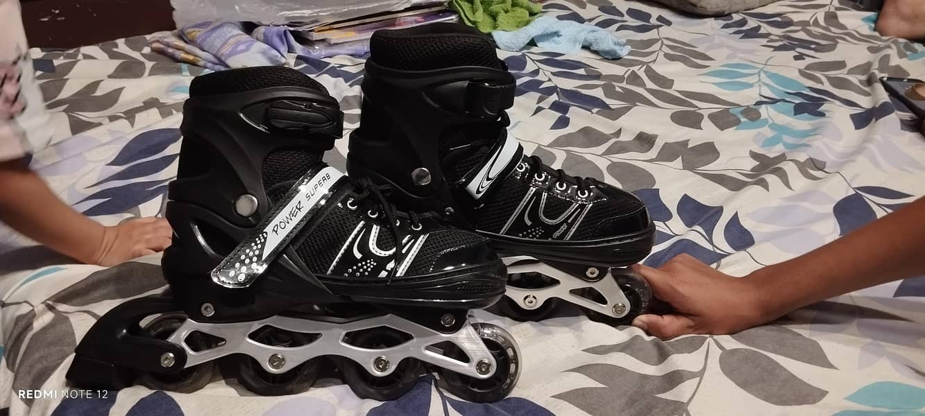 Black Inline Skates 4