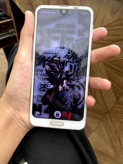 Sharp Aquos R2