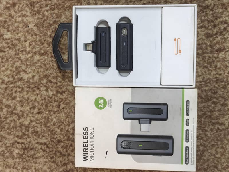 Wireless Microphone  iPhone 0