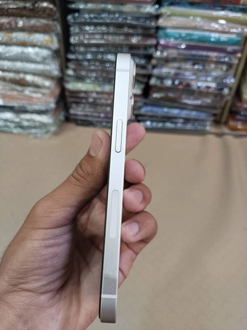 Apple iPhone 14 2