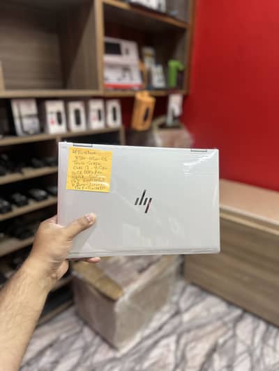 Hp Elitebook X360 1030-G3 | Core i7-8th | 16-256