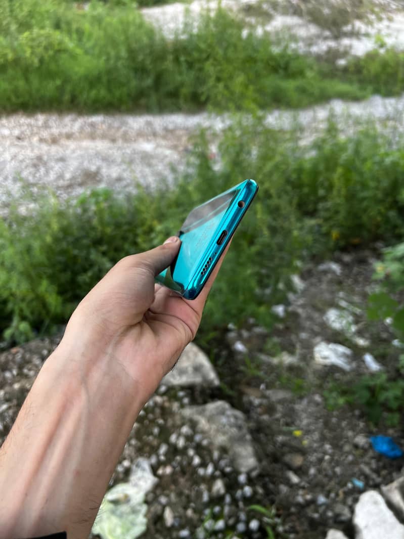 Xiaomi Redmi Note 9S 3