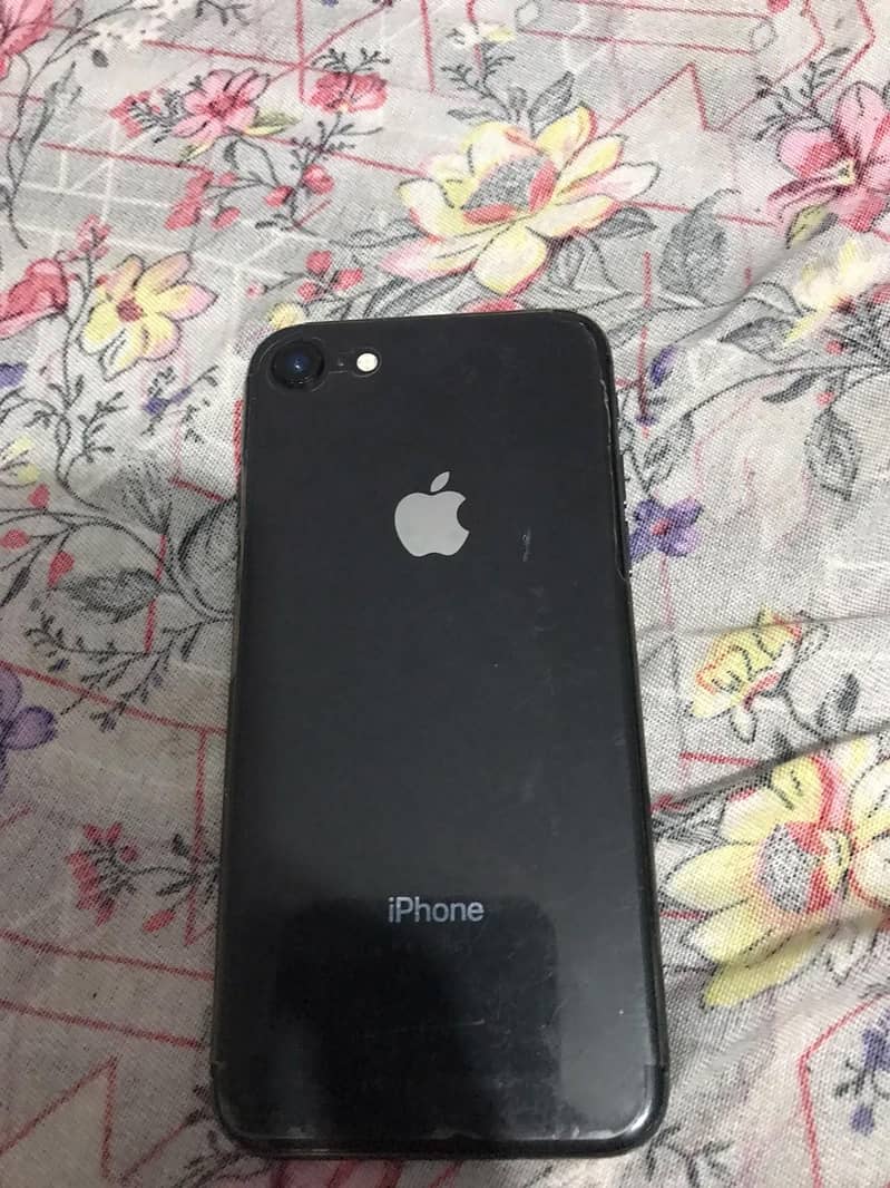 Apple iPhone 8 6