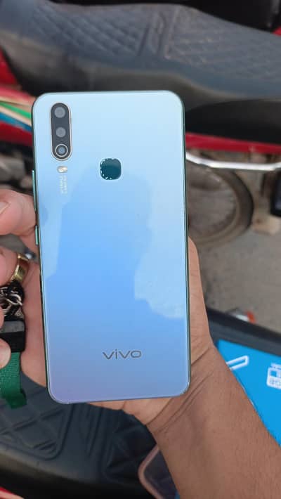 vivo y17