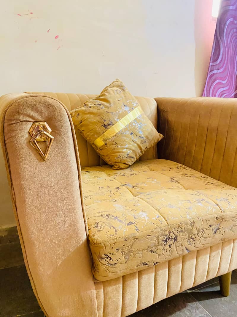 5 sitter sofa 0