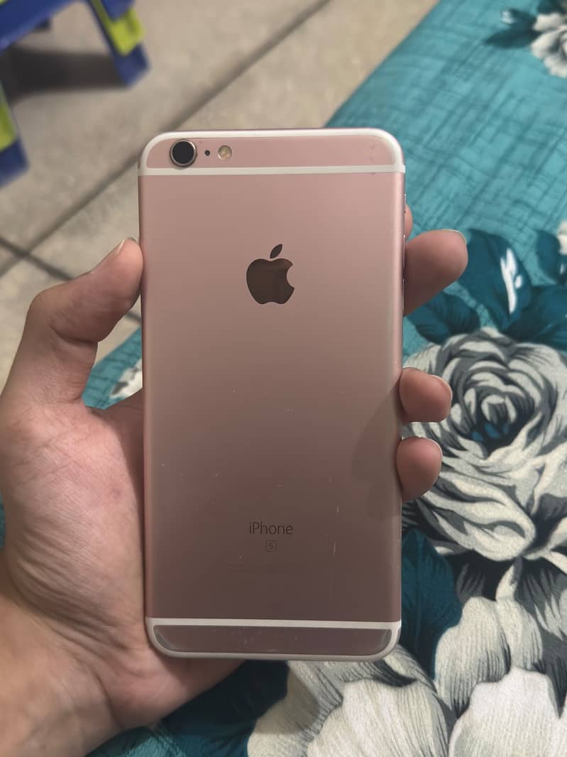 Apple iPhone 6S Plus 0