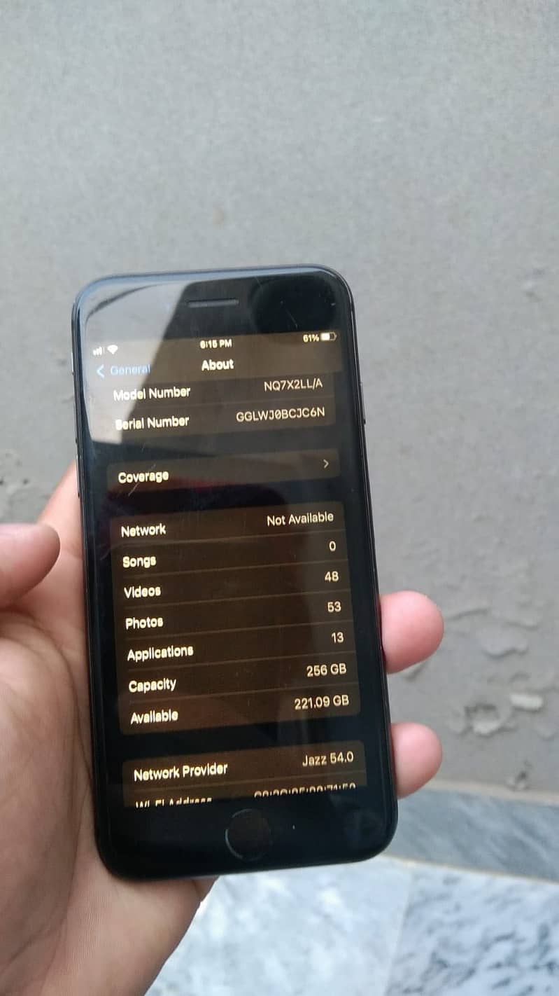 Apple iPhone 8 4