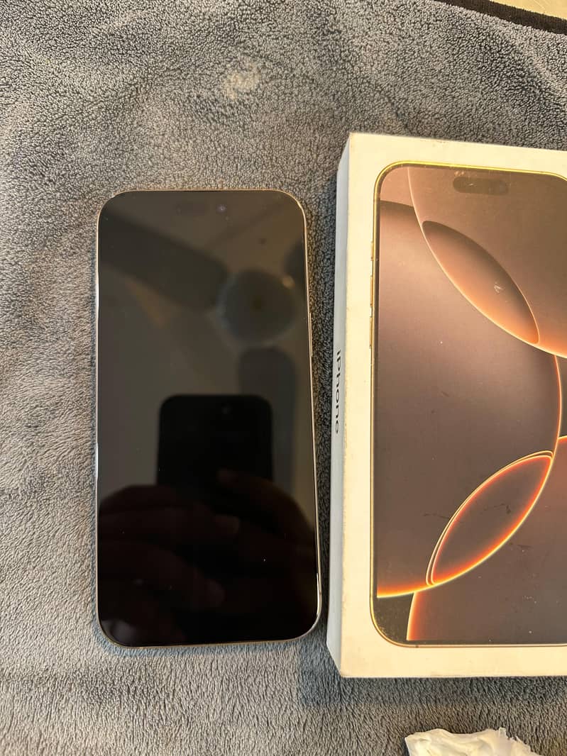 Apple iPhone 16 Pro Max 5