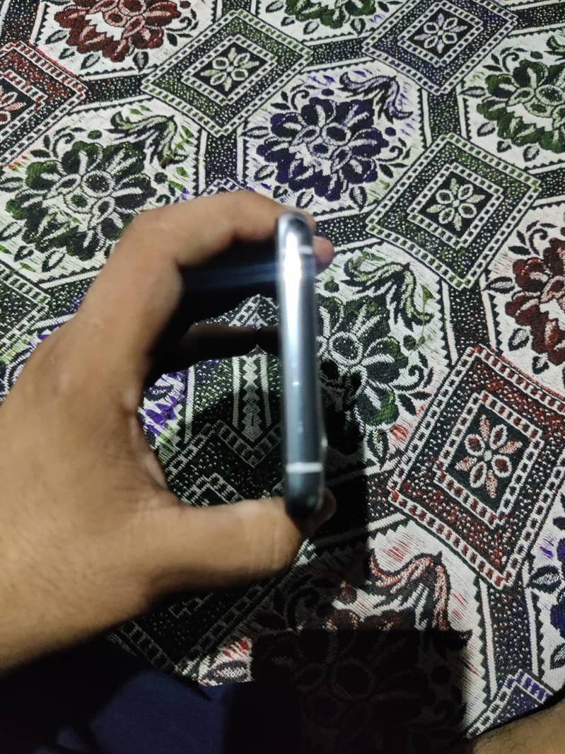 One Plus 9 Pro 5